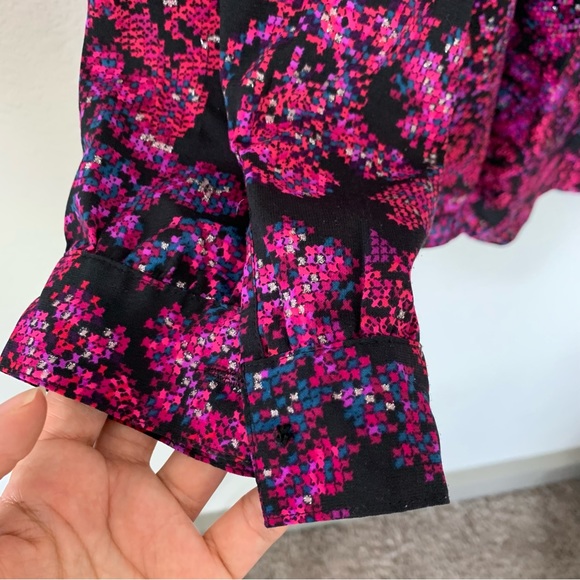 Catherine's Long Sleeve Button Down Collar Shirt Abstract Floral Print size 4X - Picture 7 of 12